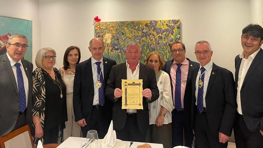 Luis Padín, Caballero de Honor de la Cofradía do Centolo Larpeiro