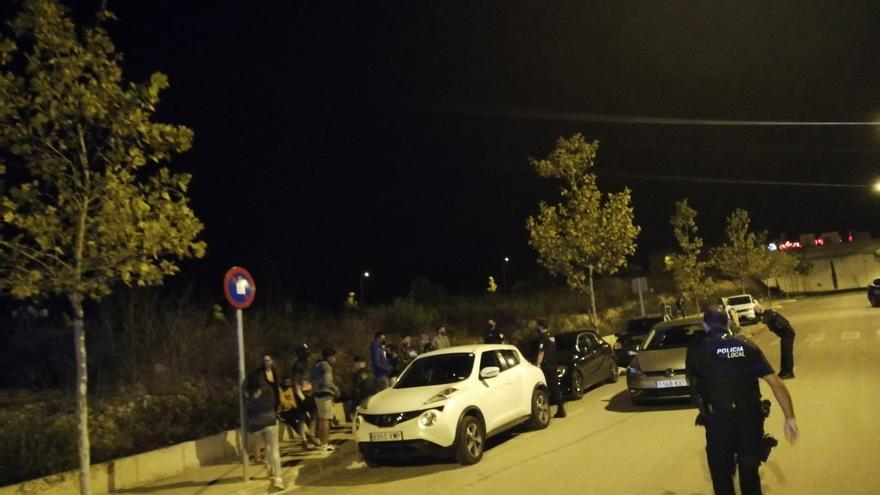 La Policía de Manacor desaloja un botellón de 21 personas