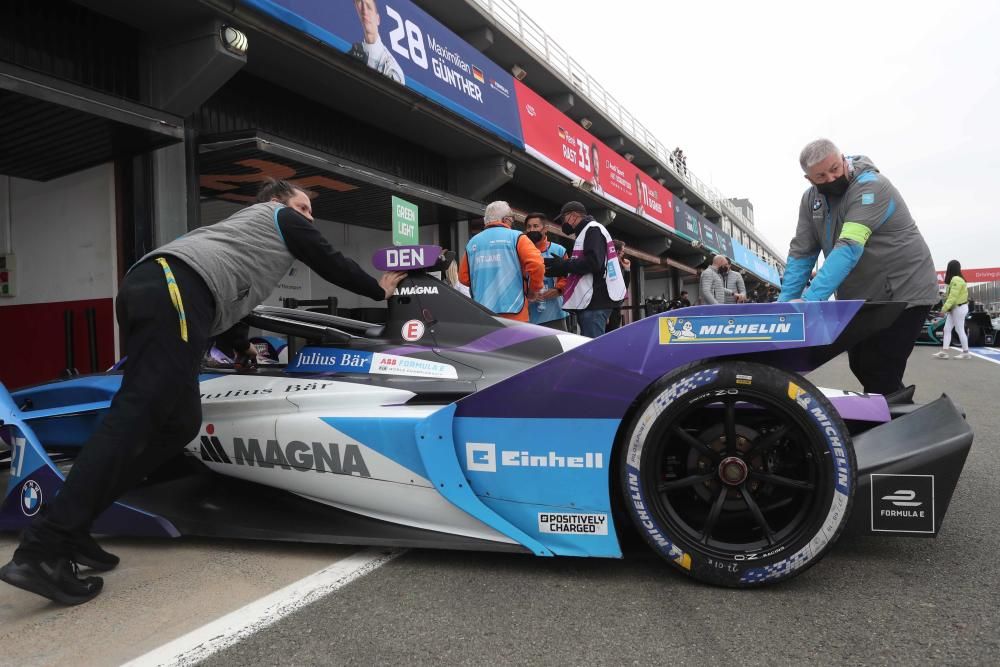 Boxes de la Formula E en Cheste