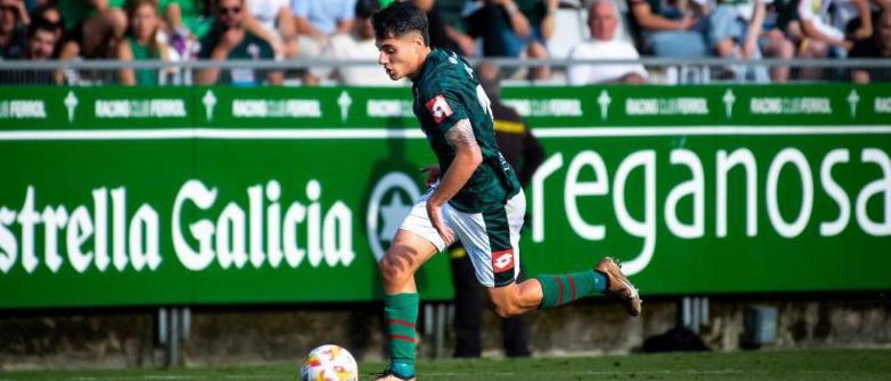 Enol Coto, durante un partido con el Racing de Ferrol. | @racingferrolsad