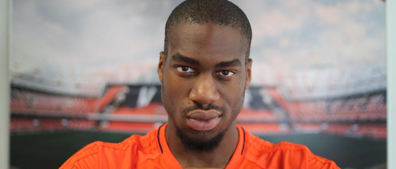 Kondogbia: &quot;Nada cambia cuando vuelvo a mi barrio, todavía tengo el mismo apodo&quot;