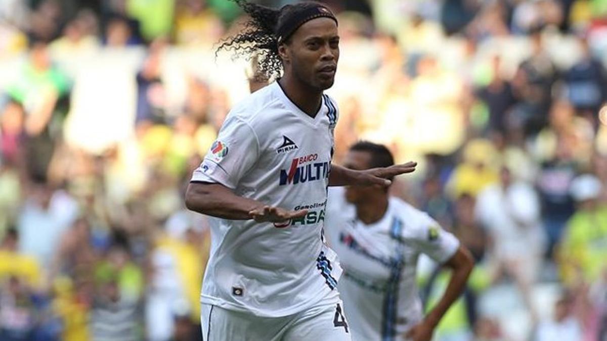 Ronaldinho no ha cuajado en el fútbol mexicano