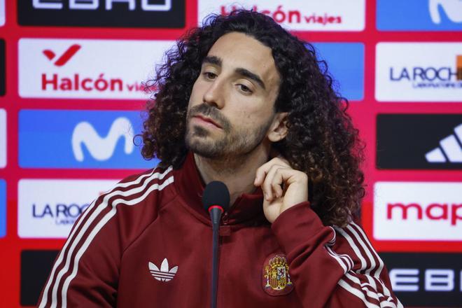 Cucurella expone el gran complejo del Madrid con el Barça
