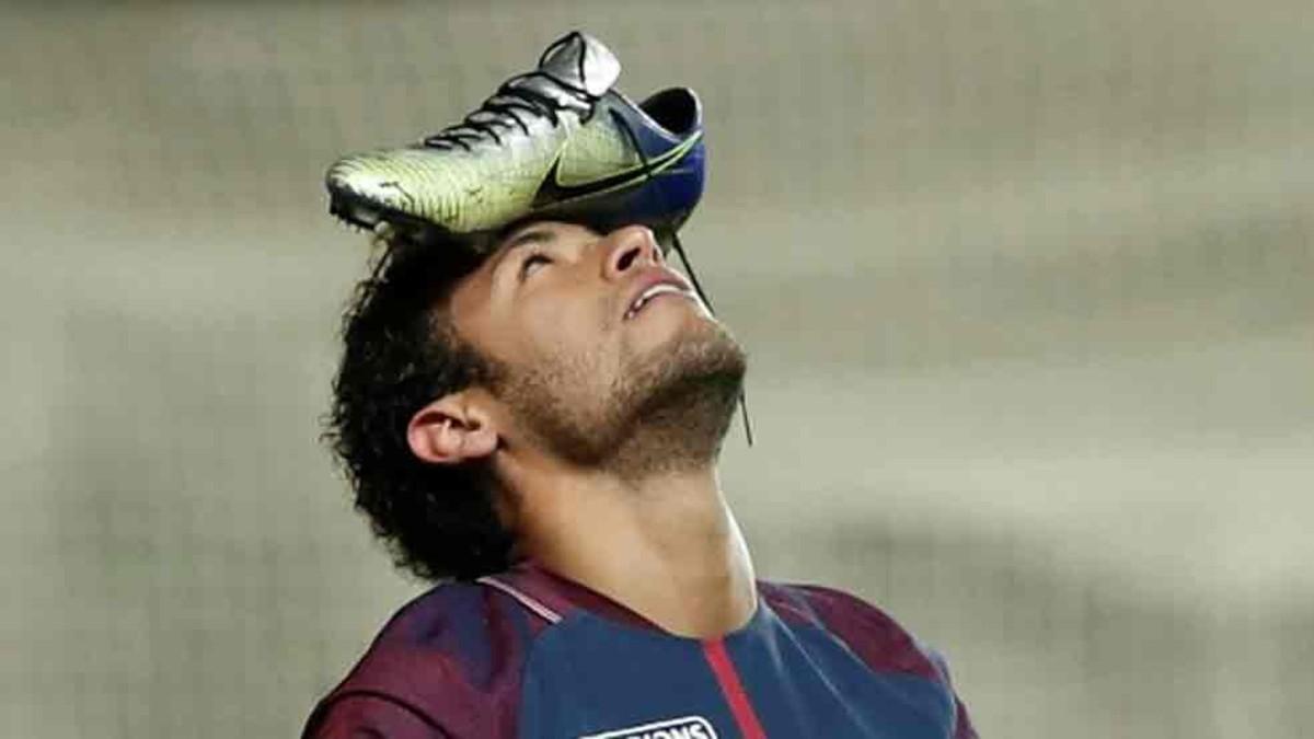 Neymar ha firmado un multimillonario contrato con Nike