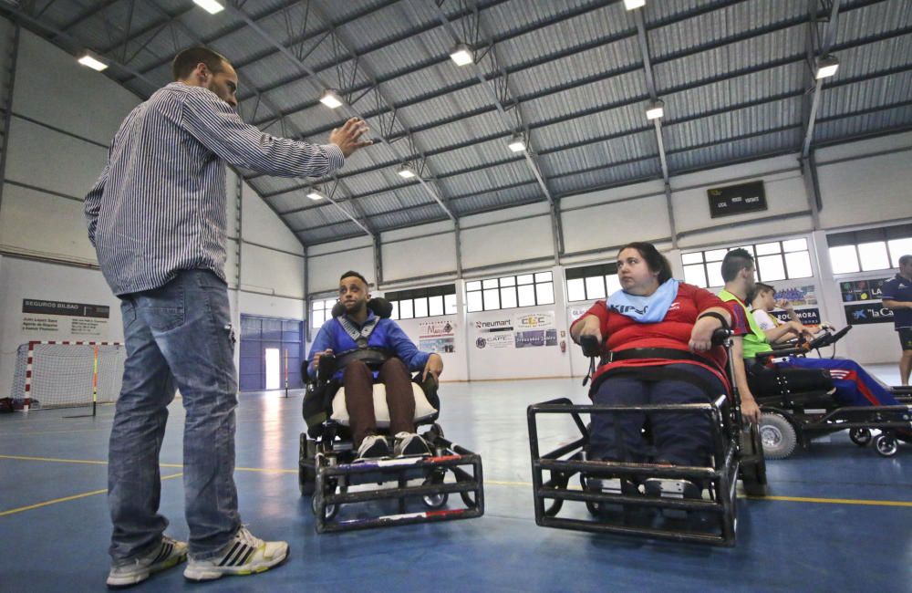 La Selección de Francia de «powerchair» se entrena en Callosa de Segura