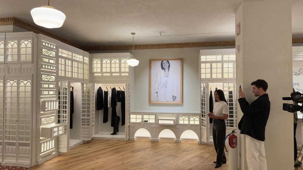 Reinauguración de la primera tienda de Zara: un homenaje a la Marina y una colección exclusiva