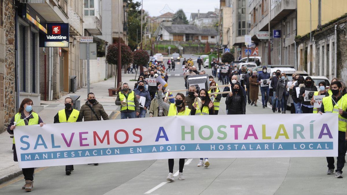 Más de un millar de personas apoyan al sector de la hostelería en Lalín