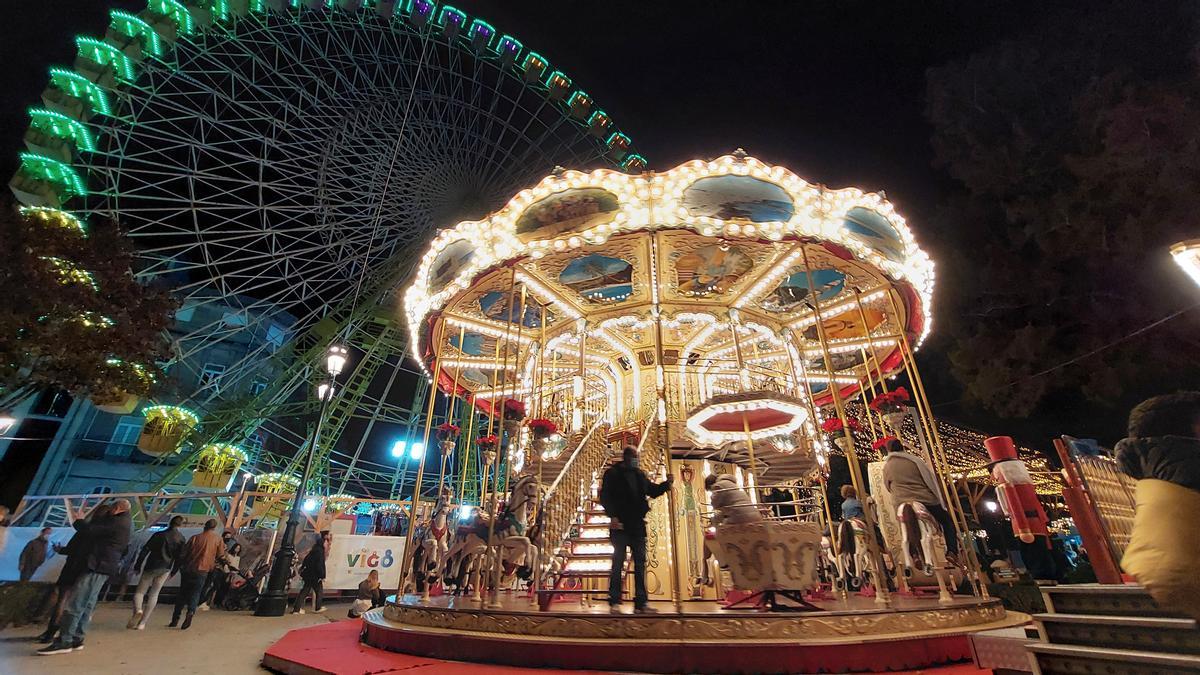 Viaje por el gran parque de atracciones de la Navidad en Vigo