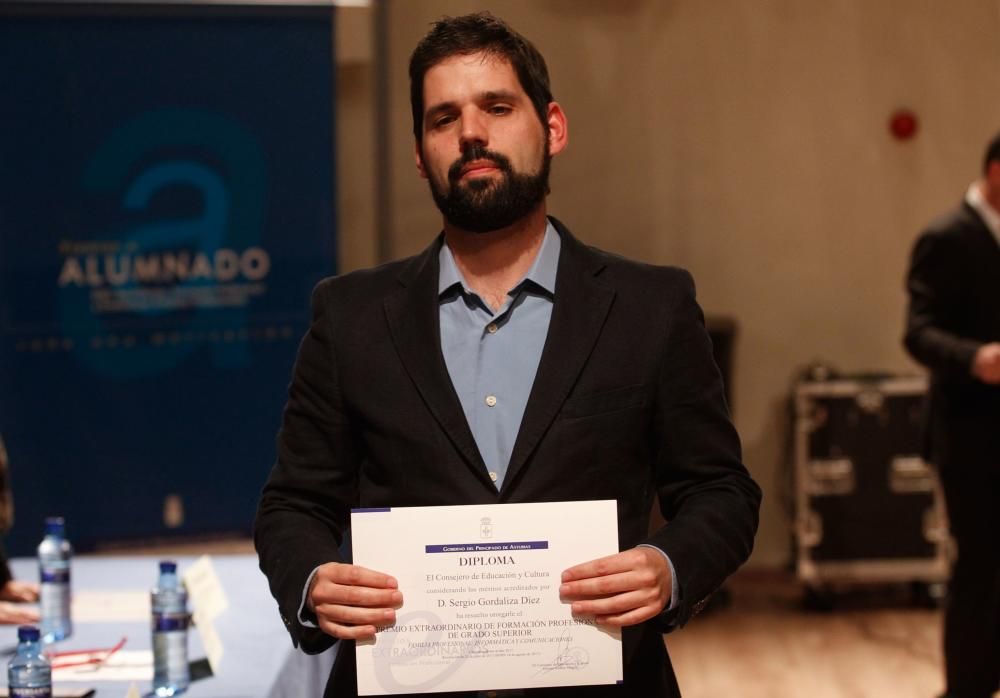 Premio a los 45 mejores estudiantes asturianos