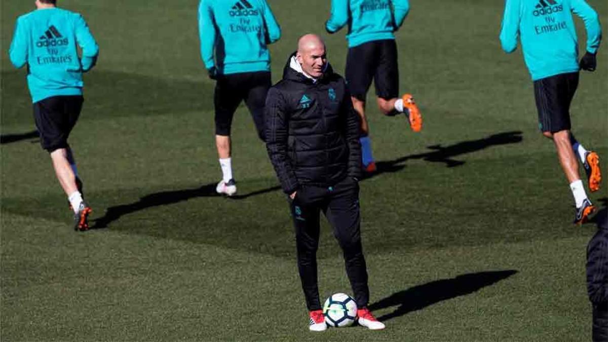 Zidane habló de la situación de Bale