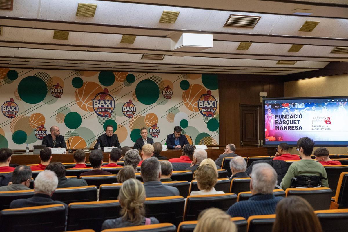 Imatges de la presentació de la refundació de la Fundació del Bàsquet Manresa