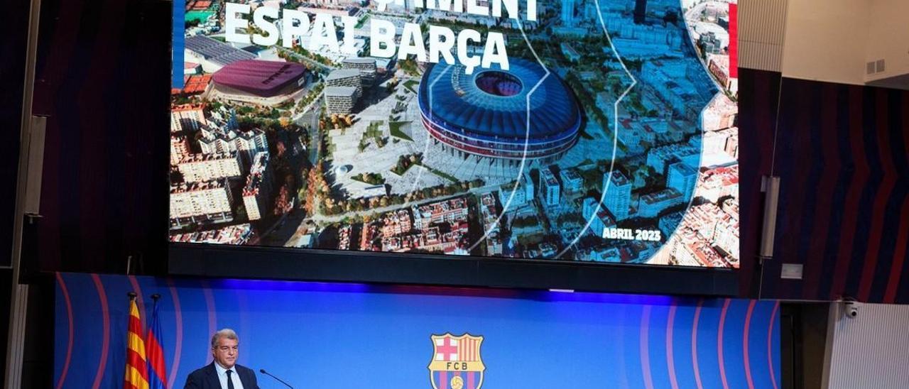 Laporta, en la presentación del plan de financiación del Espai Barça en el Auditoria 1899 del Camp Nou.