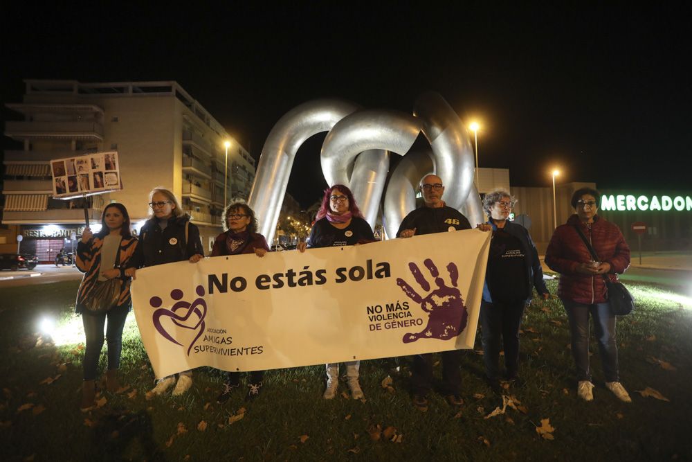 Sagunt grita contra la violencia machista el 25N