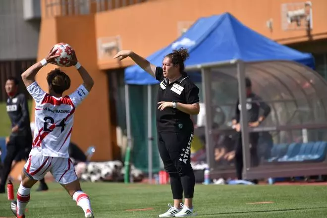 Milagros Martínez, la entrenadora española que rompe barreras en Japón