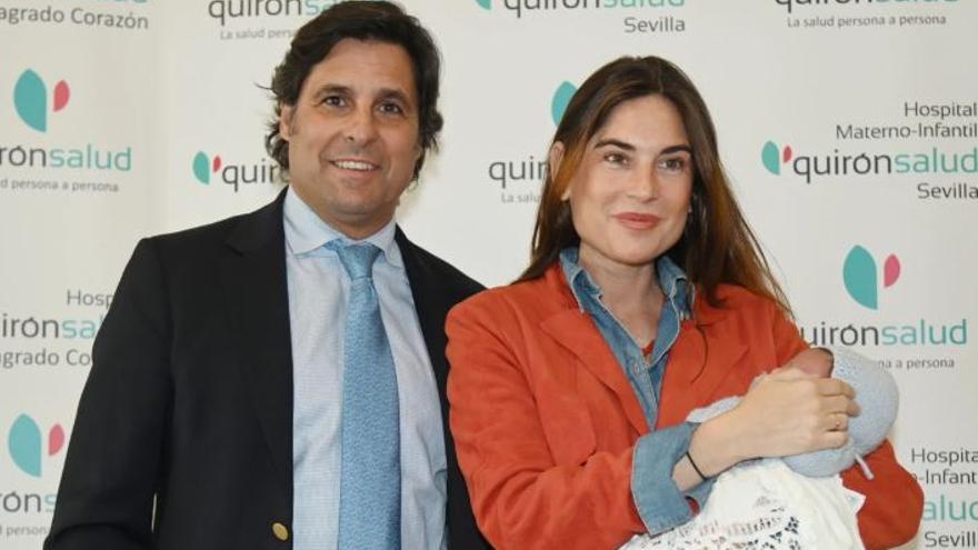 El bebé de Fran Rivera acaba ingresado en el hospital solo un mes después de nacer: &quot;Ese fue el motivo y me dolió&quot;