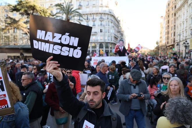Sexta manifestación contra Carlos Mazón por la gestión de la dana