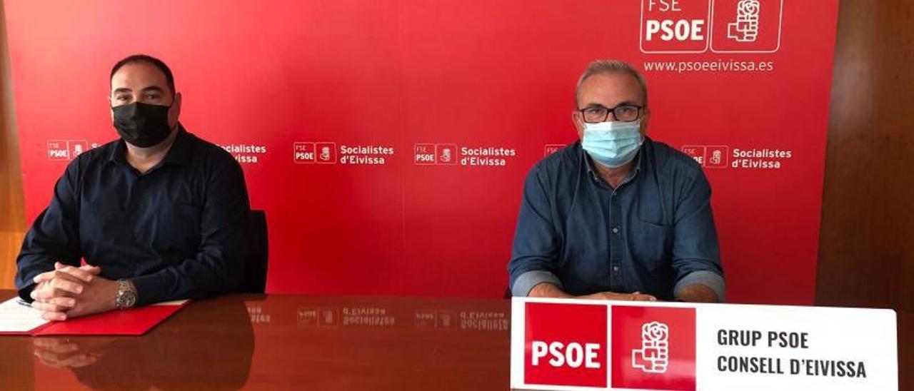 Víctor Torres y Vicent Torres, en la rueda de prensa de ayer. | J.A.C.