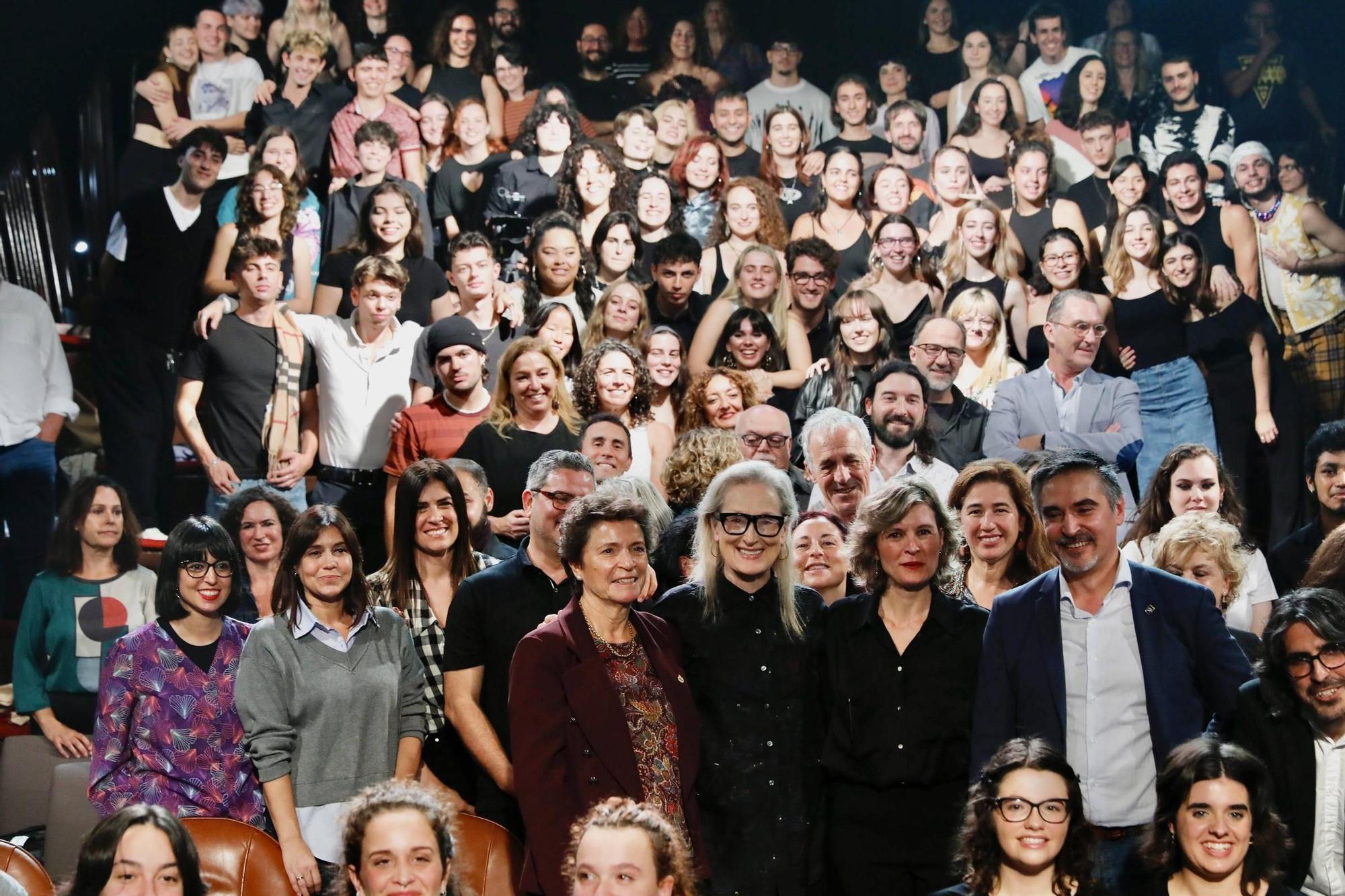 EN IMÁGENES: Así fue el acto de Meryl Streep en la Laboral