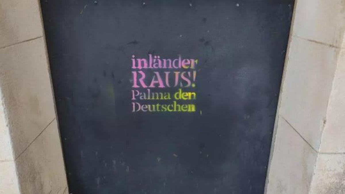 Pintadas en alemán en Palma.