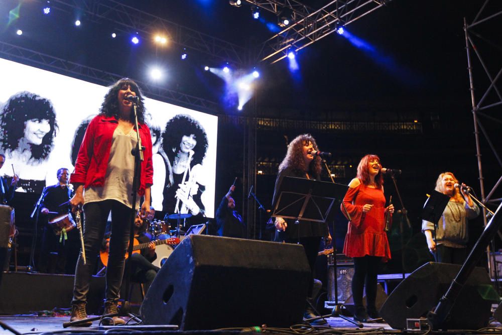 Fiesta cultural en la plaza de toros