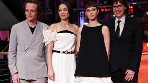 Marion Cotillard enlluerna reinterpretant Andersen