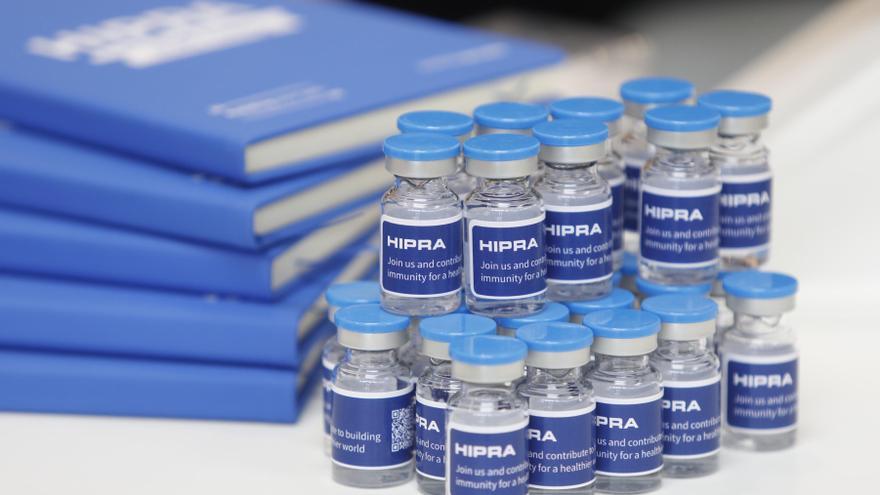 La vacuna d’Hipra es torna a endarrerir