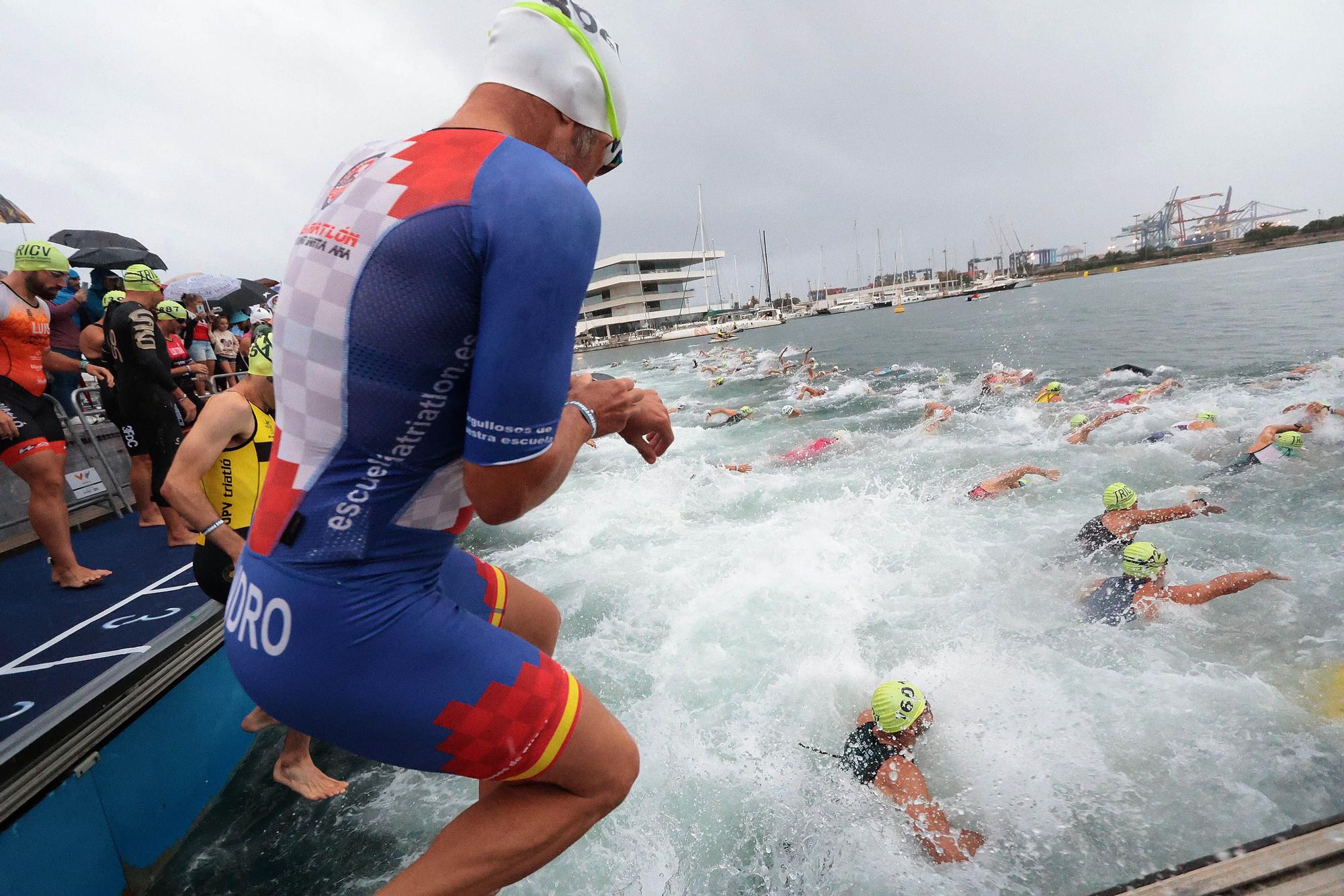 Las imágenes del Triatlon de Valencia en la distancia olímpica