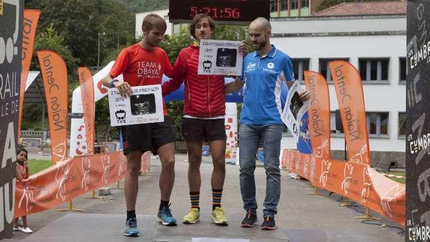 Sánchez, García y Fernández, en el podio.