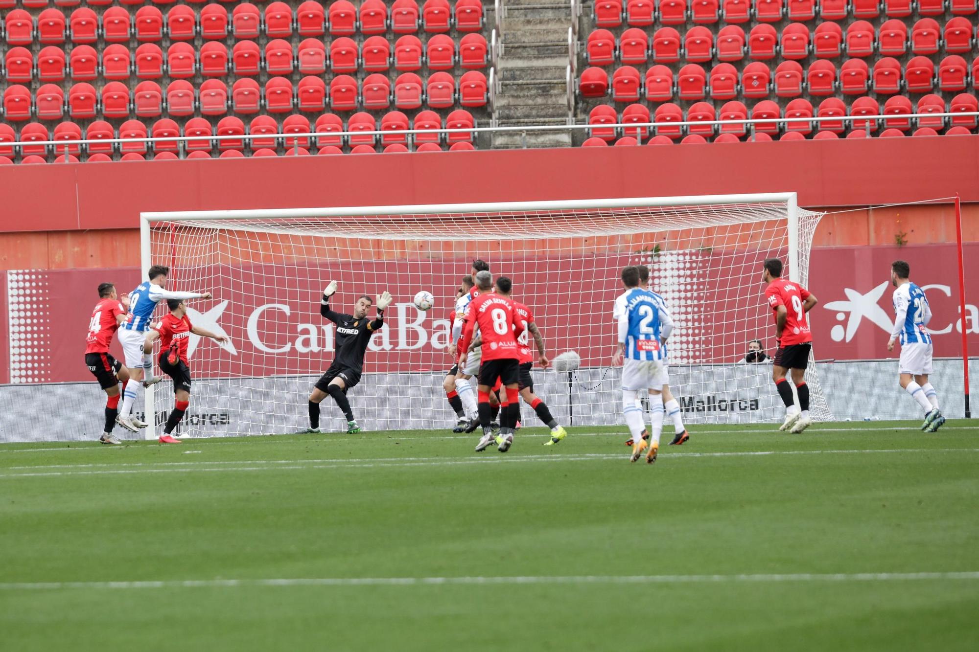 El Mallorca perdona al Espanyol y pierde