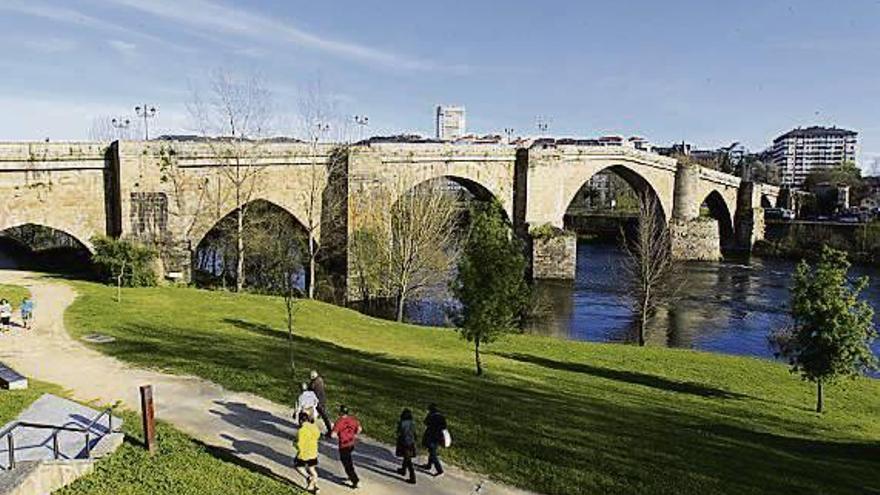 Puente Romano de Ourense, del siglo I. // J.R.