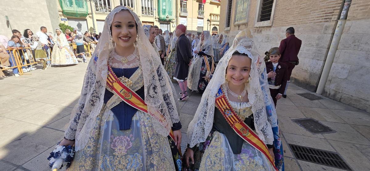 Comisiones de falla en la Procesión de la Virgen (1/7)