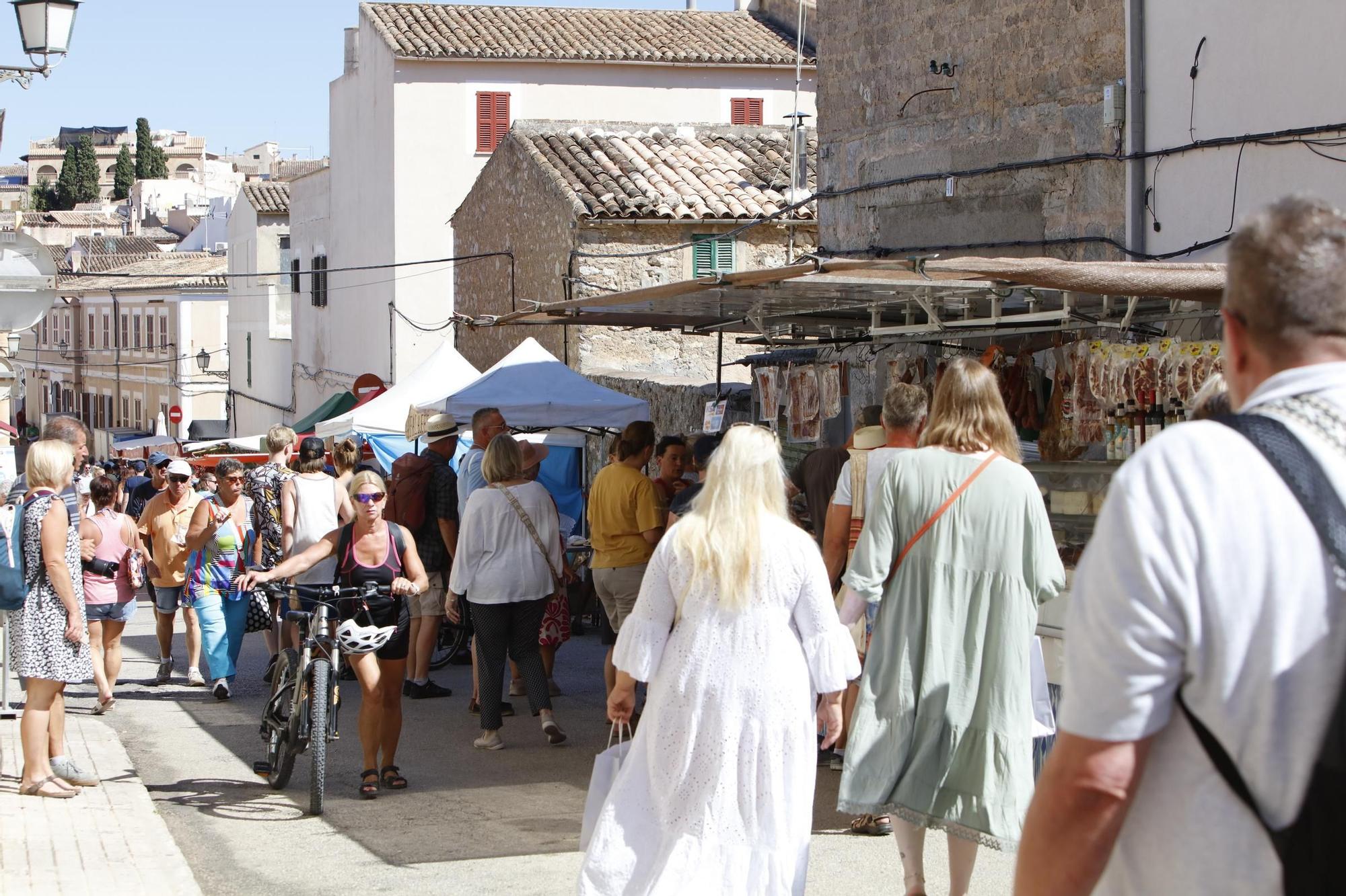 Pures Mallorca-Feeling: Der Markt in diesem Dorf ist auch bei Deutschen sehr beliebt