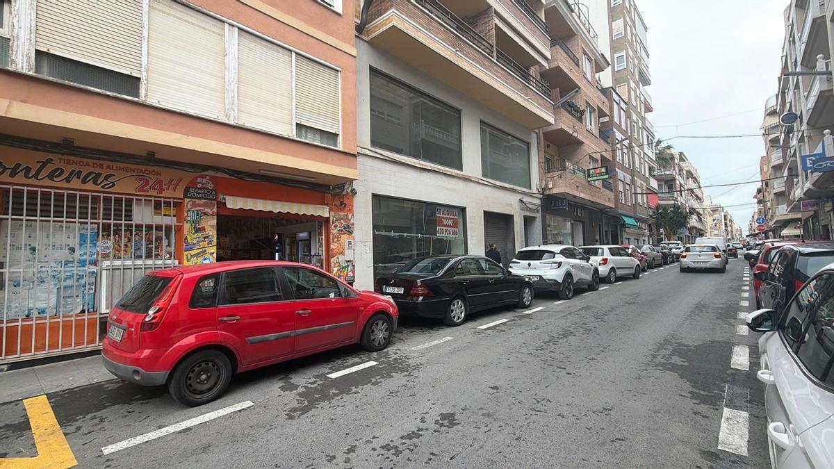 Local alquilado por el Ayuntamiento de Torrevieja para albergar la nueva sede policial