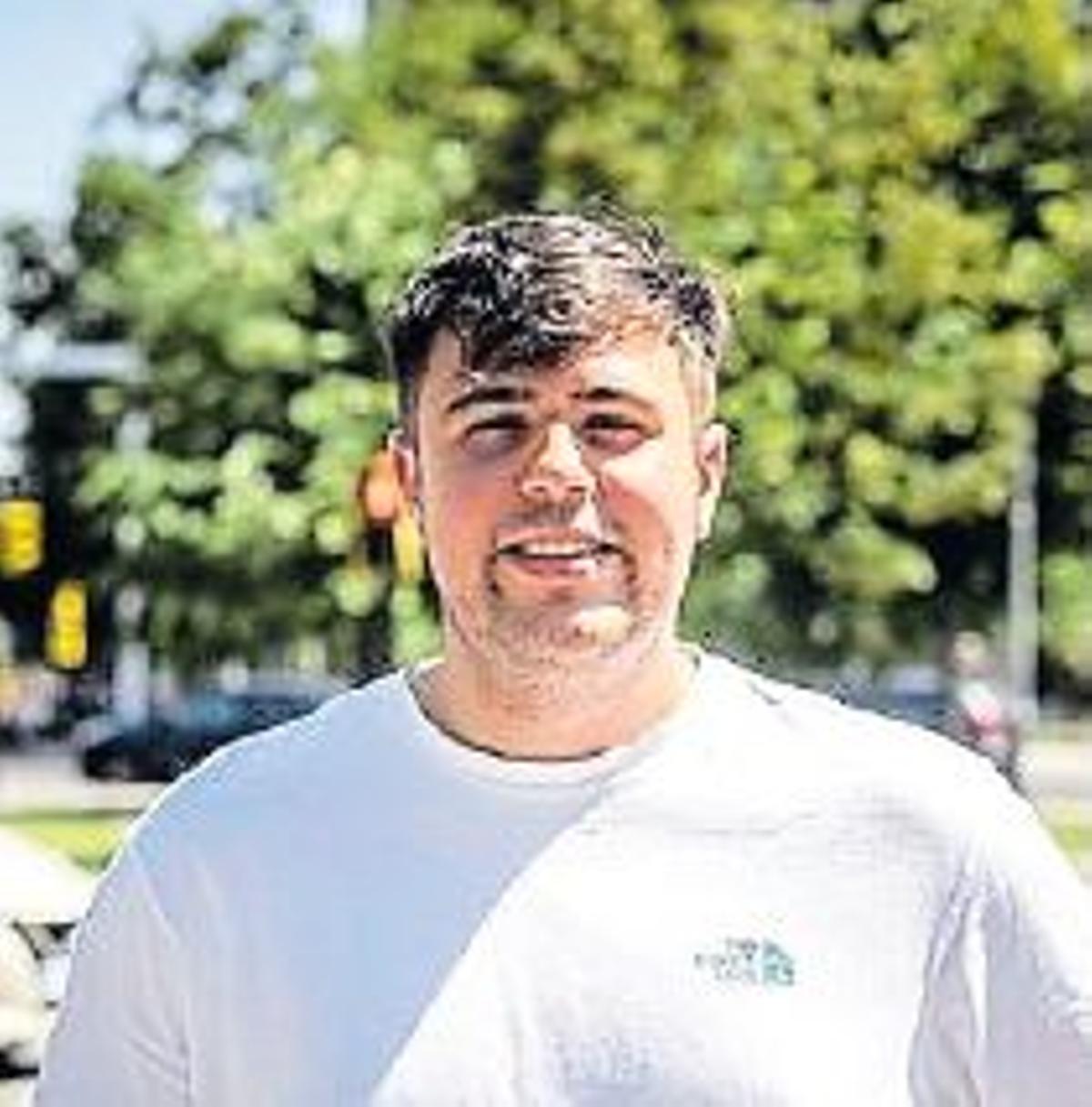 Con 21 años, estudia y trabaja y ve muy complicada la opción de independizarse.