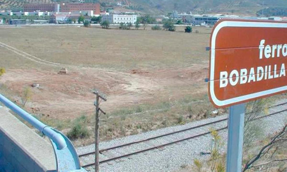 Encuentros extraños en el Acuartelamiento Aéreo de Bobadilla