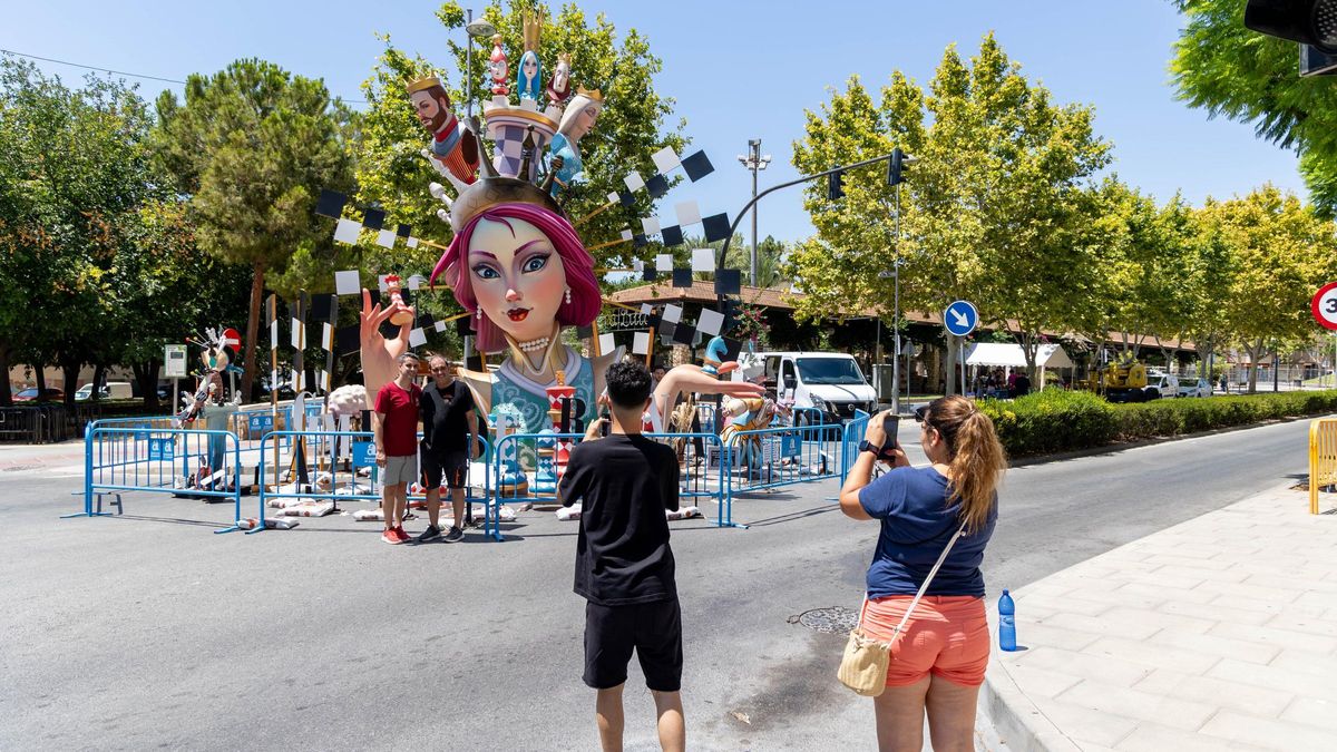 Las hogueras de Sant Vicent del Raspeig ya han tomado las calles