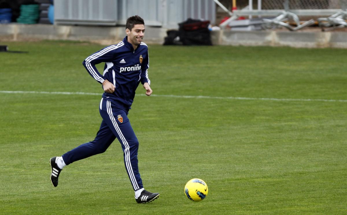 David Mateos durante un entrenamiento del Real Zaragoza