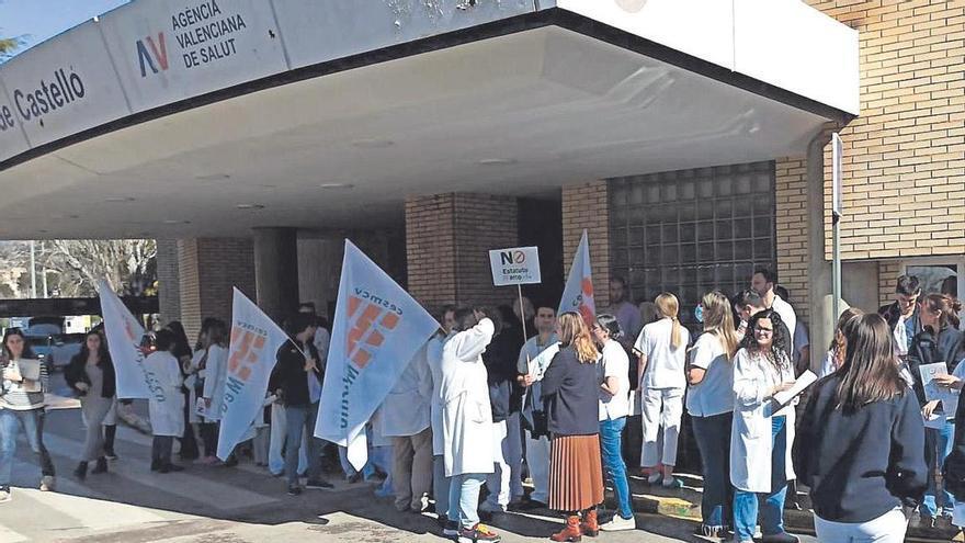 Nuevo conflicto con los médicos, ahora por la jubilación a los 72 años