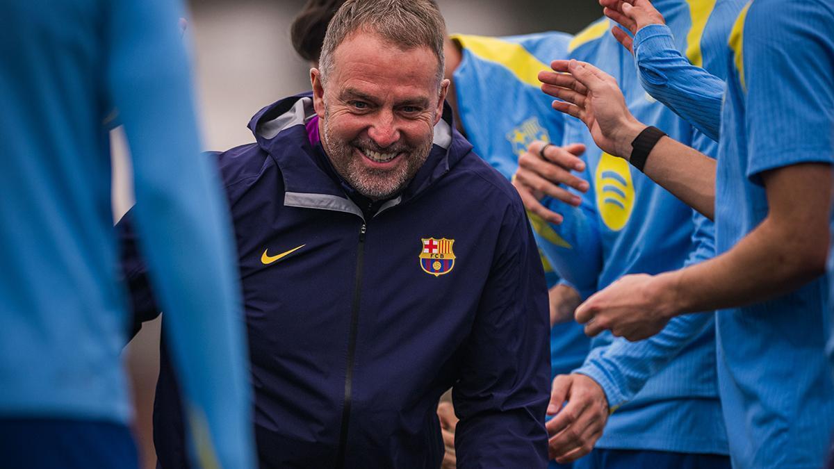Flick celebra su cumpleaños en el entrenamiento