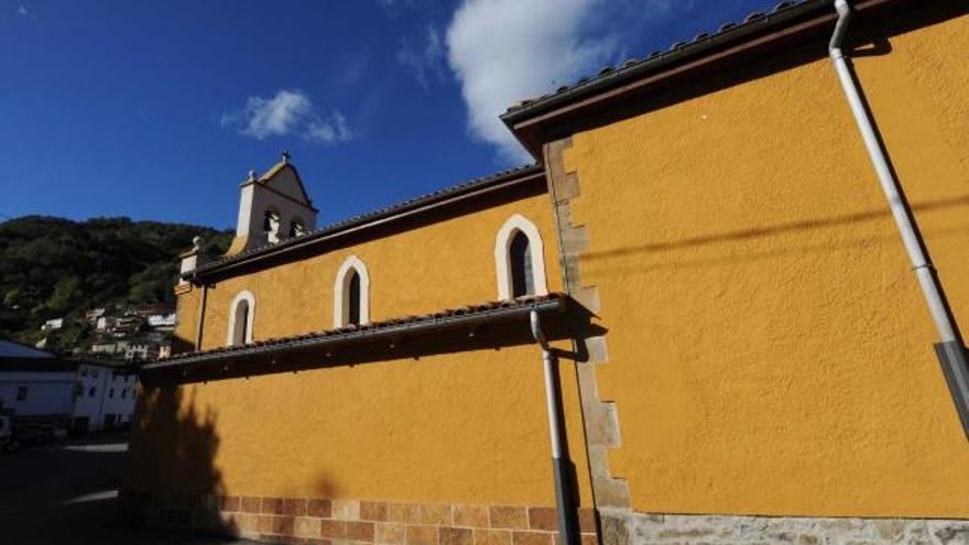 La iglesia de Boo, último escenario de un asalto en el concejo.