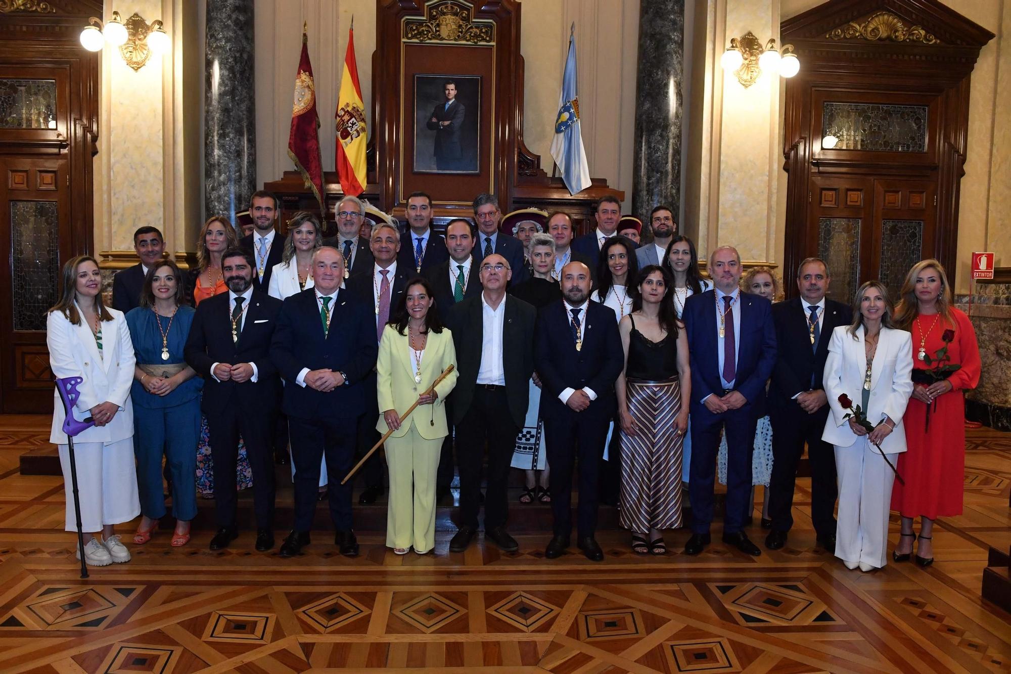 Investidura Inés Rey: La alcaldesa de A Coruña jura su cargo por ...
