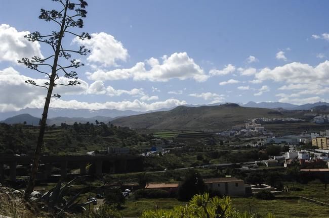 NIEVE EN LA CUMBRE DESDE LA PLAYA DE LAS CANTERAS