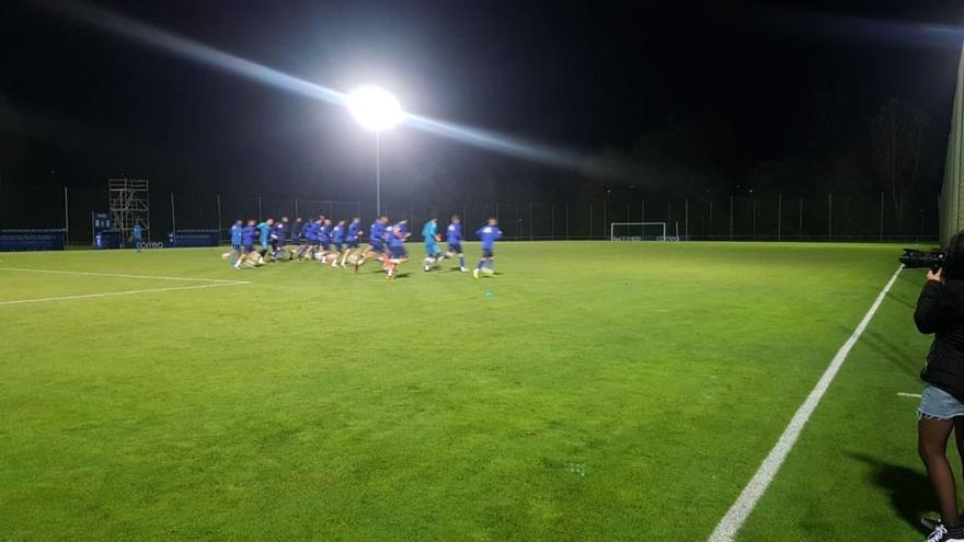 Los jugadores, en el entrenamiento de esta tarde.