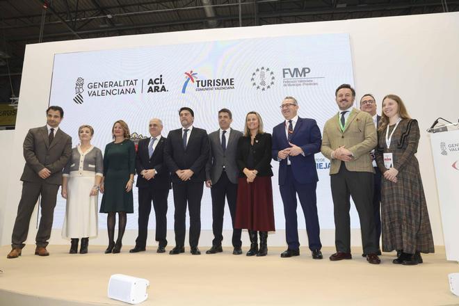 Alicante, Elche, Benidorm y Torrevieja asumen las competencias para sancionar los apartamentos turísticos ilegales