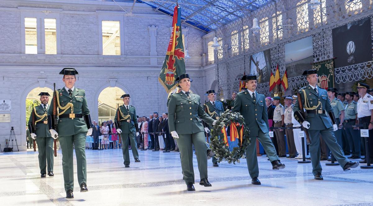 Toma de posesión de Francisco Poyato Sevillano como jefe de Comandancia de la Guardia Civil de Alicante