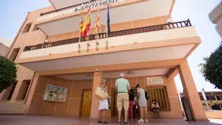 La comisión para fiscalizar el millonario plan de inversiones de El Campello, agua de borrajas