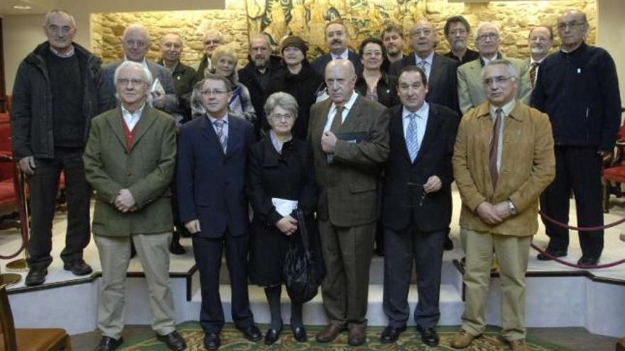 Los académicos de la RAG, el día en que Xosé Luis Méndez Ferrín fue elegido presidente de la RAG.