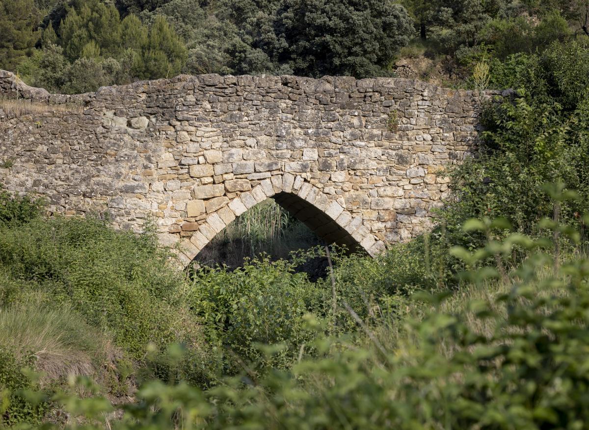 Puente medieval sobre barranco de la Font Zorita del Maestrazgo