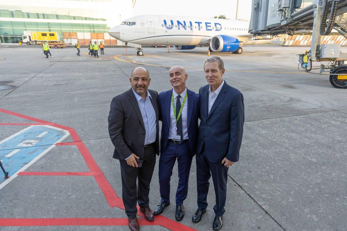 United Airlines inaugura la conexión directa entre Santiago y Nueva York