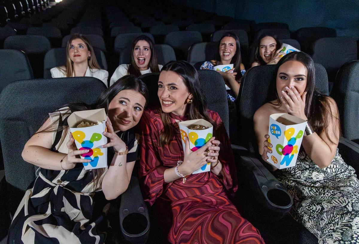 La Bellea del Foc y sus damas comparten su pasión por el cine